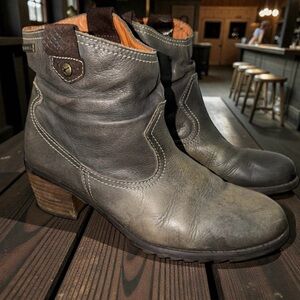 PIKOLINOS Gray Distressed Leather Western Slouch Ankle Riding Bootie Size 7.5